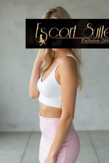 Energetic Escort - Courtney