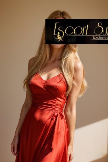 Heavenly Escort Lady - Darcy