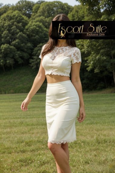 Innocent Escort - Blanche