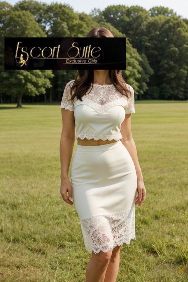 Innocent Escort Girl - Blanche