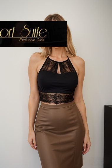 Kissable Escort Girl - Chanelle