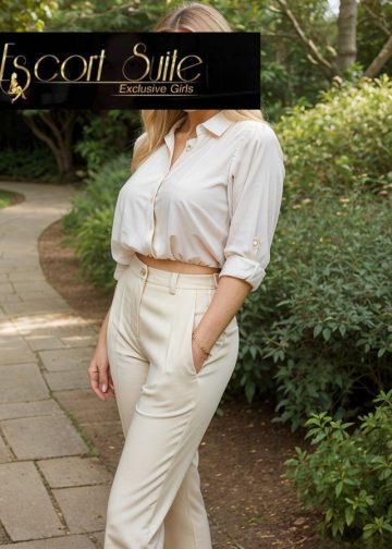 Lesbian Escort - Sarahi - Sarahi