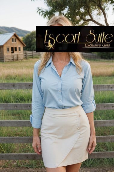 Mature Escort - Sarah