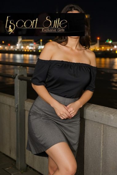 Oral Sex Owo Escort - Roxy