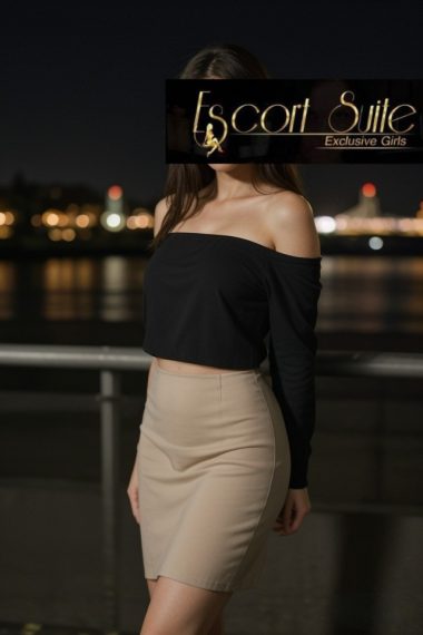 Oral Sex Owo Escort Girl - Roxy