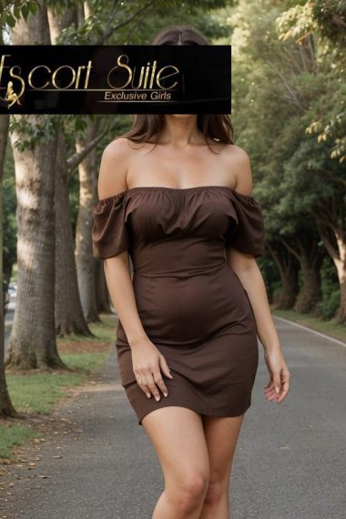 Petite Companion - Eleanor