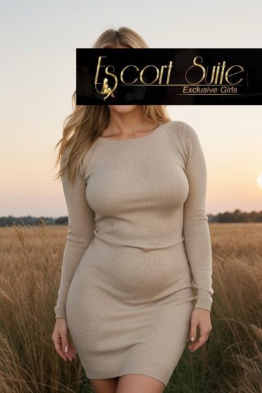 Romantic Escort Lady - Sienna