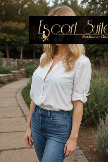 Seductive Escort Lady - Evelyn